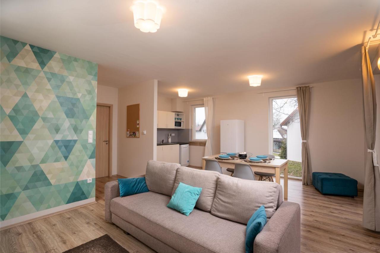 Kenese-Voelgye Villahotel Балатонкенесе Стая снимка